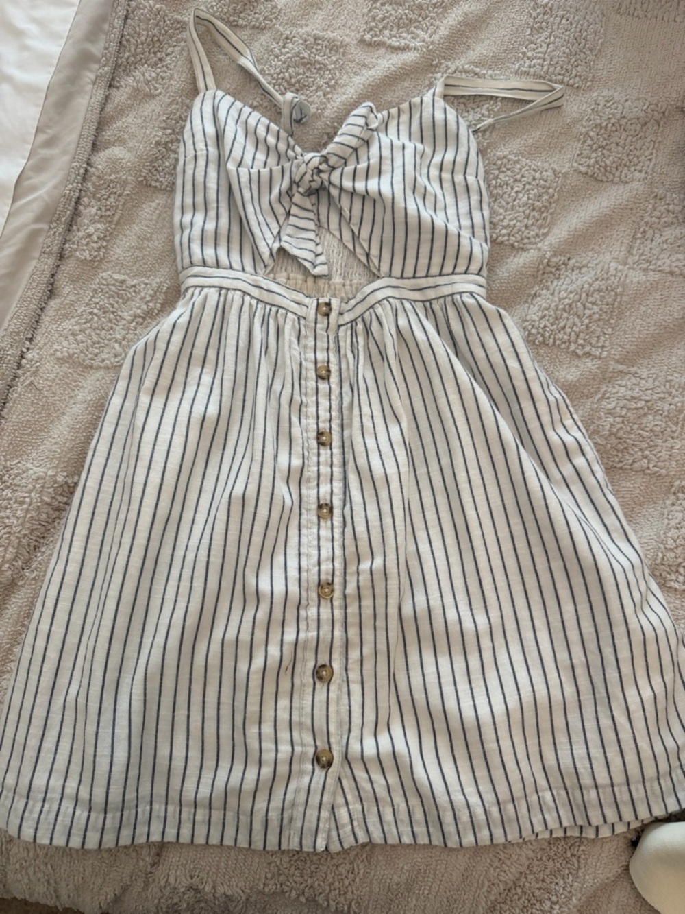 Abercrombie & Fitch White Striped Elastic-Back Top